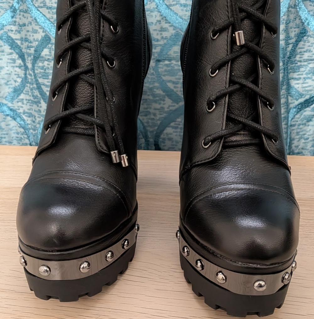 NEW Jessica Simpson Irella Black Leather Studded Combat Boots Sz 10 In Box - Picture 3 of 8